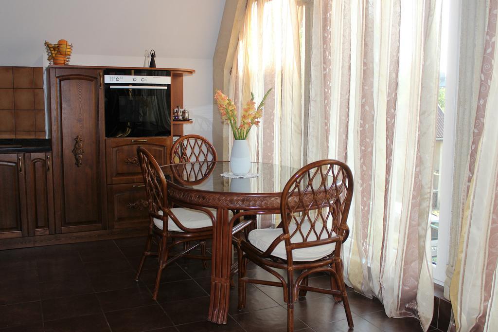 Columba Livia Guesthouse Palanga Bilik gambar